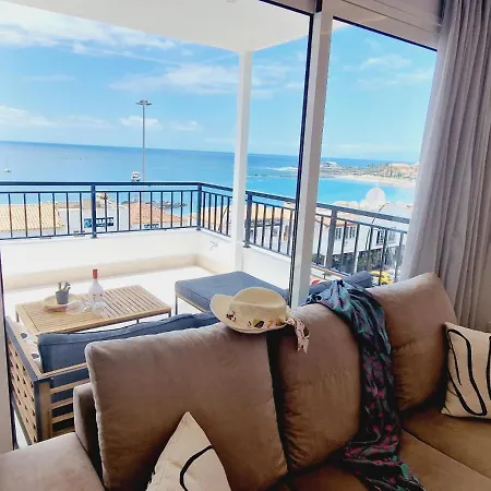 Rooftop Vistas, 2 Bedrooms First Line Los Cristianos (Tenerife)