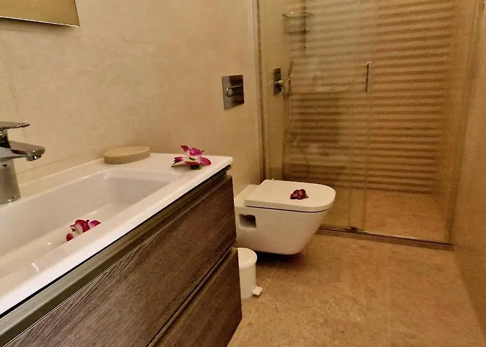 Rooftop Vistas, 2 Bedrooms First Line