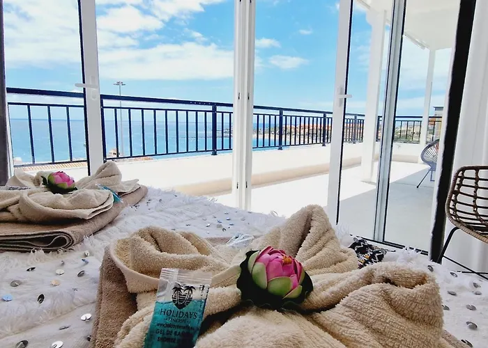 Rooftop Vistas, 2 Bedrooms First Line Semesterbostad Los Cristianos (Tenerife)