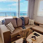 Rooftop Vistas, 2 Bedrooms First Line * Los Cristianos (Tenerife)