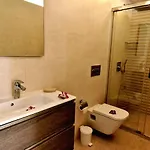 Holiday home Rooftop Vistas, 2 Bedrooms First Line *