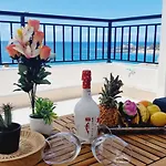 Dom wakacyjny Rooftop Vistas, 2 Bedrooms First Line Los Cristianos (Tenerife)
