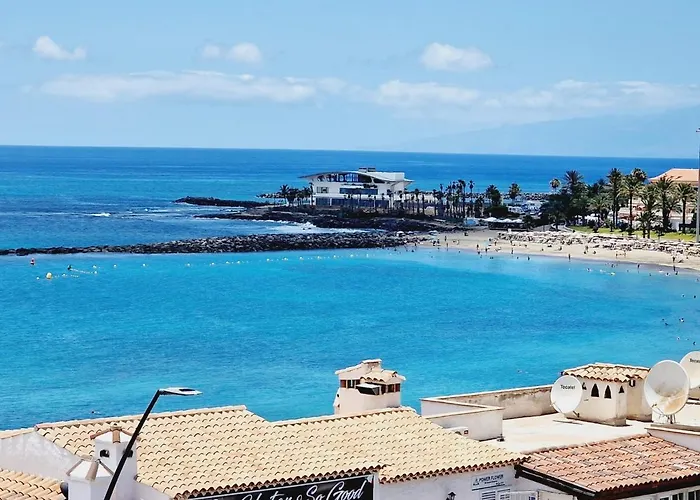 Rooftop Vistas, 2 Bedrooms First Line Casa de Férias Los Cristianos (Tenerife)