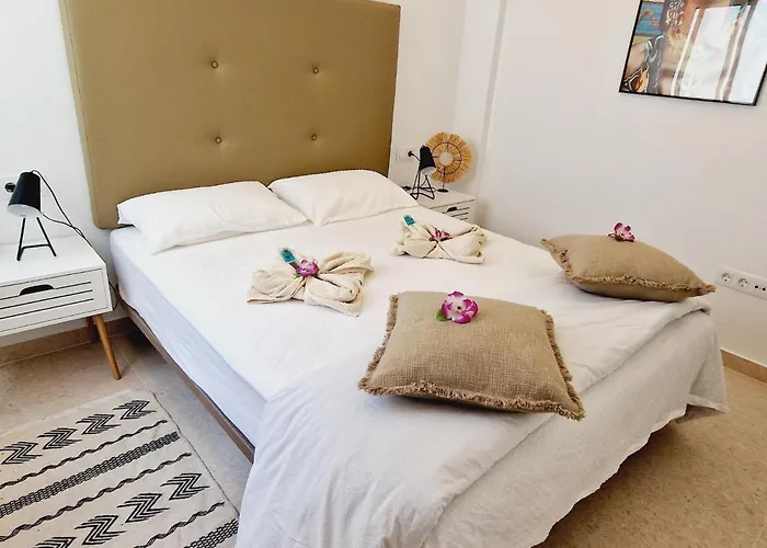 Casa de Férias Rooftop Vistas, 2 Bedrooms First Line Los Cristianos (Tenerife)